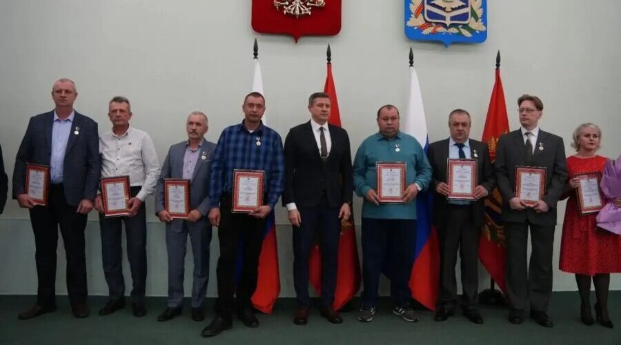 В Брянске чествовали работников дорожного хозяйства